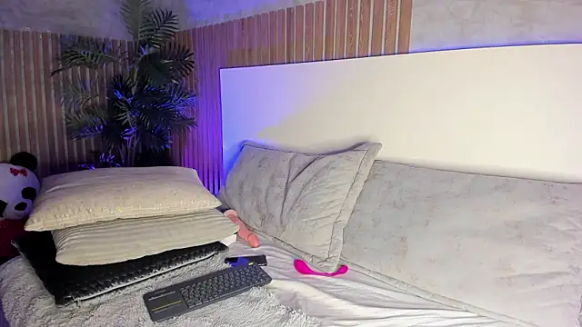 Amber Santana online show from 14, 3, 2026