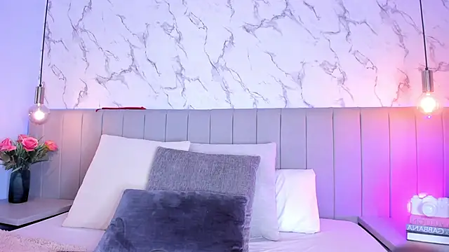 Snapshot of Amber_Santana chatting on 16, 11, 2025 Amber Santana online show from 16, 11, 2025