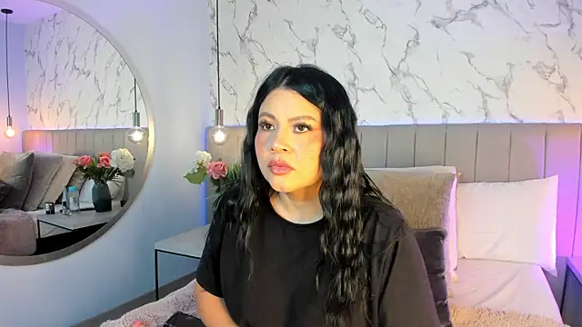 Snapshot of Amber_Santana chatting on 28, 10, 2025 Amber Santana online show from 28, 10, 2025