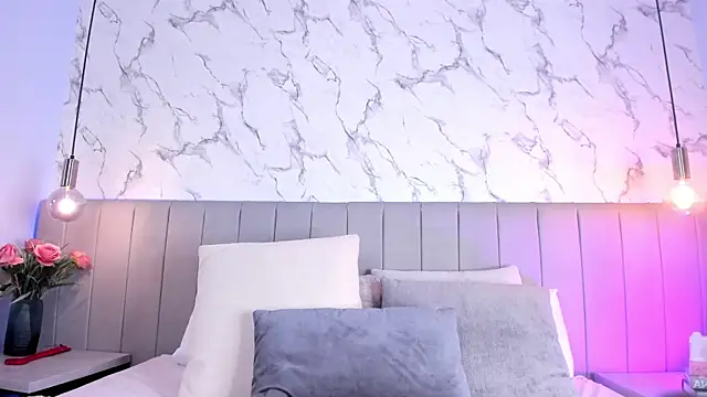 Snapshot of Amber_Santana chatting on 14, 11, 2025 Amber Santana online show from 14, 11, 2025