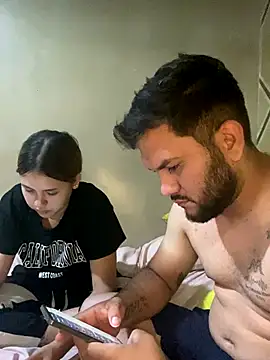 coupleyys online show from 25, 10, 2025