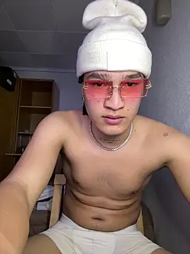 Snapshot of tive_n chatting on 24, 2, 2026 tive n online show from 24, 2, 2026