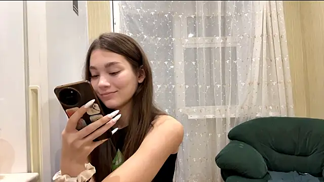 Cuteviola online show from 21, 9, 2025