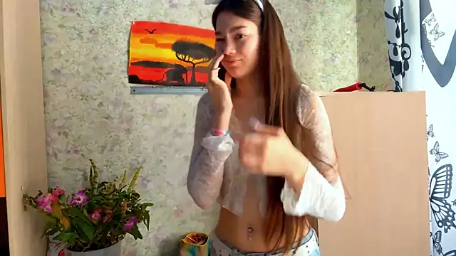 Cuteviola online show from 6, 4, 2026