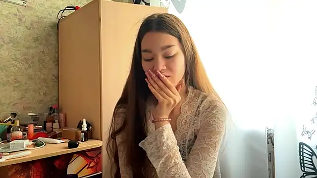 Cuteviola online show from 13, 5, 2026