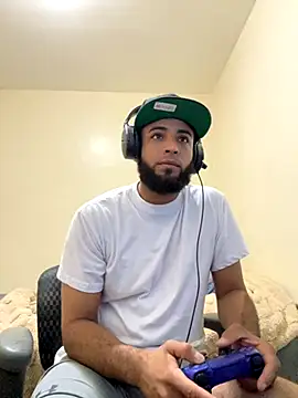 LeoPR00 online show from 28, 10, 2025