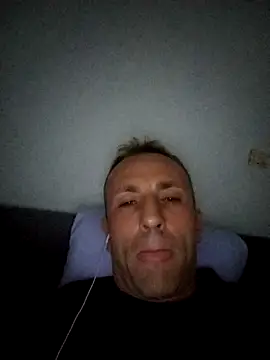 Snapshot of Jatlcd chatting on 18, 11, 2025 Jatlcd online show from 18, 11, 2025