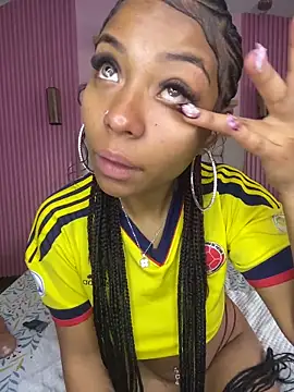 PrettyTiana  online show from 20, 11, 2025