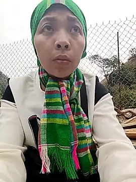 -Miu-98 online show from 17, 12, 2025