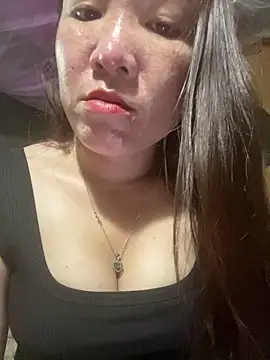 Snapshot of Luna-ass chatting on 7, 10, 2025 Luna-ass online show from 7, 10, 2025