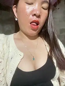 Luna-ass online show from 5, 12, 2025