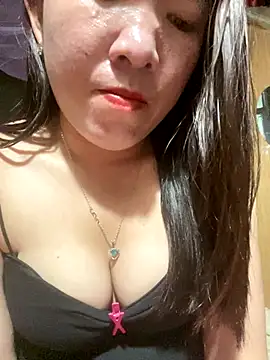 Snapshot of Luna-ass chatting on 29, 10, 2025 Luna-ass online show from 29, 10, 2025