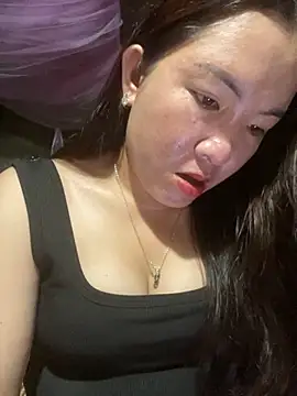 Snapshot of Luna-ass chatting on 6, 10, 2025 Luna-ass online show from 6, 10, 2025