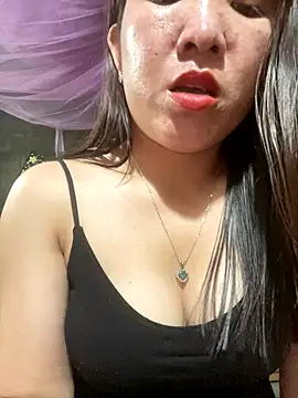 Snapshot of Luna-ass chatting on 10, 11, 2025 Luna-ass online show from 10, 11, 2025