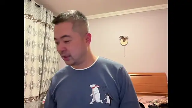 Snapshot of Mr_Dog chatting on 18, 10, 2025 Mr Dog online show from 18, 10, 2025