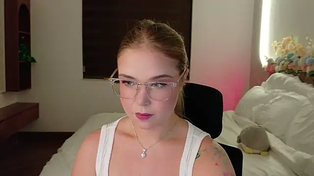 Lilith Bonheur online show from 7, 4, 2026