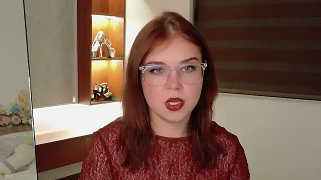 Lilith Bonheur online show from 28, 6, 2026