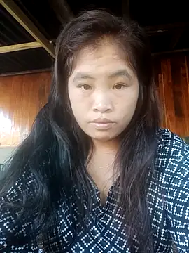 Luyen004 online show from 5, 10, 2025