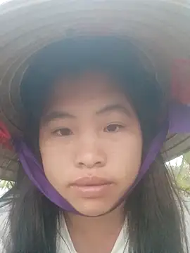 Snapshot of Luyen004 chatting on 17, 1, 2026 Luyen004 online show from 17, 1, 2026