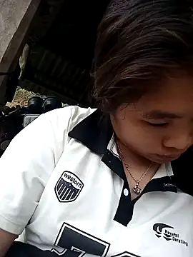 Snapshot of Luyen004 chatting on 23, 2, 2026 Luyen004 online show from 23, 2, 2026