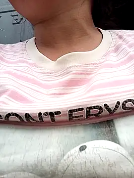 Luyen004 online show from 2, 4, 2026