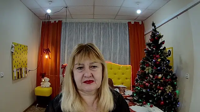 EmmaEllison online show from 14, 1, 2026