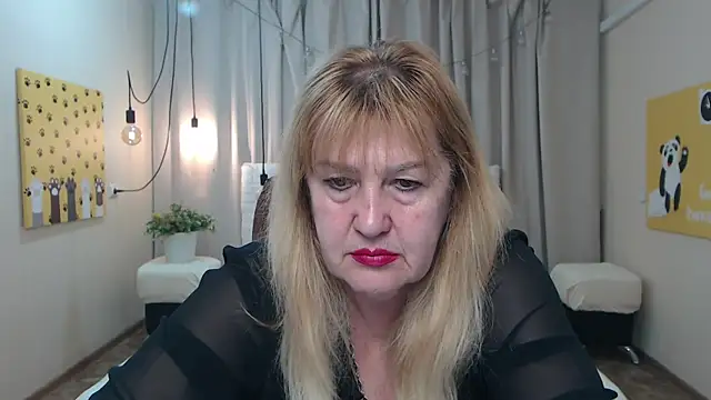 EmmaEllison online show from 21, 5, 2026