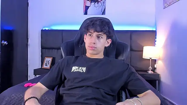 Aaron Spencer13 online show from 30, 9, 2025