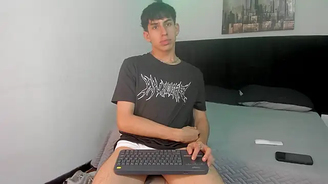 Aaron Spencer13 online show from 28, 10, 2025