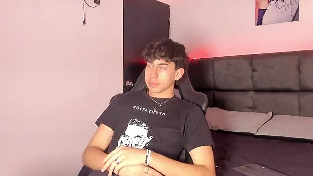 Aaron Spencer13 online show from 3, 10, 2025