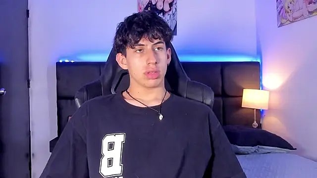 Aaron Spencer13 online show from 7, 10, 2025