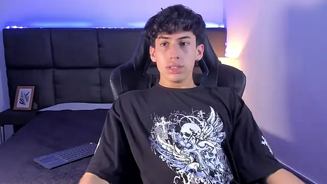 Aaron Spencer13 online show from 1, 10, 2025