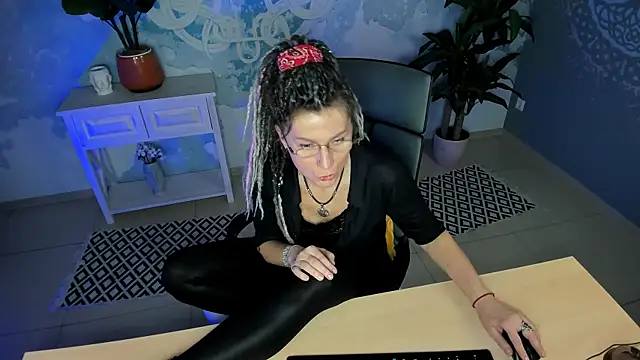 UmaSpace online show from 21, 11, 2025