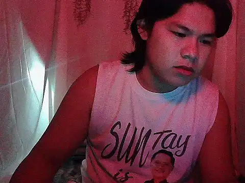 Huntrix2025 online show from 4, 12, 2025