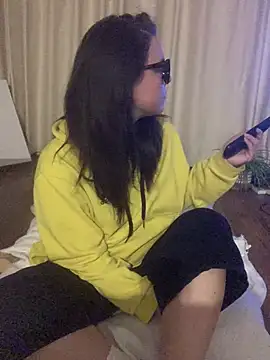 Mia Winters online show from 14, 6, 2026