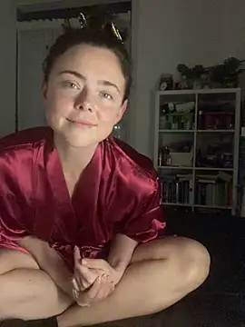 Mia Winters online show from 7, 11, 2025