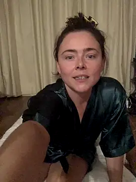 Mia Winters online show from 8, 11, 2025