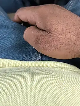 Jaanujanixx online show from 4, 7, 2026
