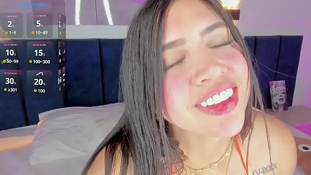 SharonLovee online show from 9, 11, 2025