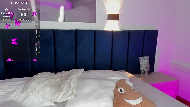 SharonLovee online show from 22, 11, 2025