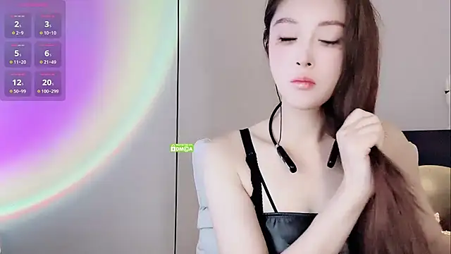 Snapshot of QiaoHui chatting on 9, 11, 2025 QiaoHui online show from 9, 11, 2025