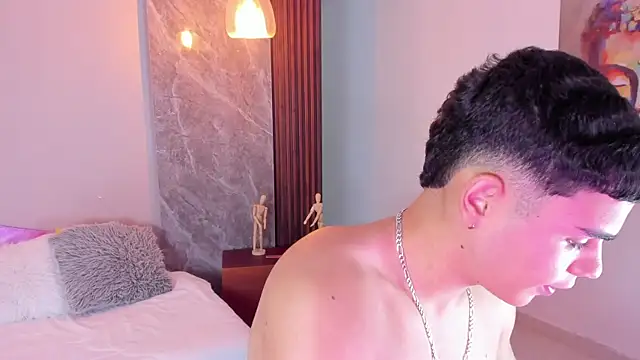 Snapshot of james_jonnes chatting on 16, 9, 2025 james jonnes online show from 16, 9, 2025