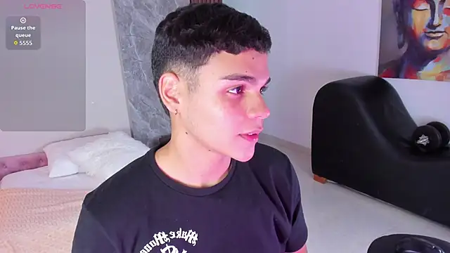 Snapshot of james_jonnes chatting on 20, 9, 2025 james jonnes online show from 20, 9, 2025