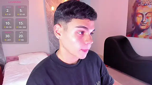 Snapshot of james_jonnes chatting on 21, 9, 2025 james jonnes online show from 21, 9, 2025