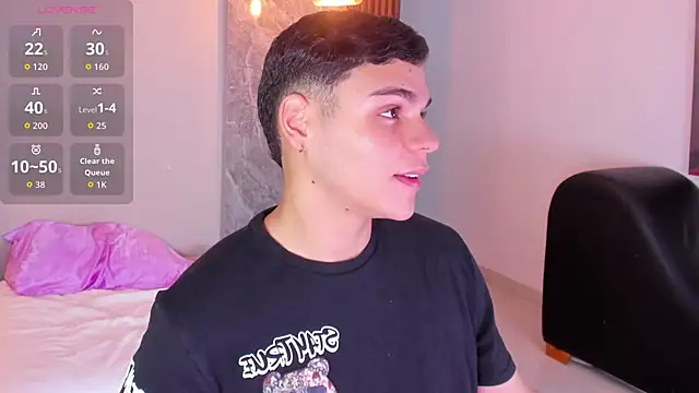 Snapshot of james_jonnes chatting on 19, 9, 2025 james jonnes online show from 19, 9, 2025