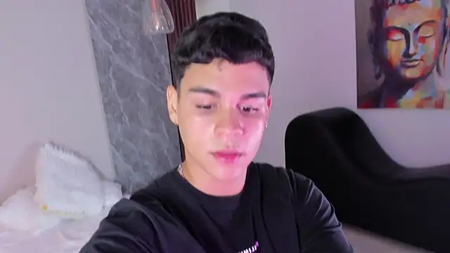 Snapshot of james_jonnes chatting on 24, 9, 2025 james jonnes online show from 24, 9, 2025