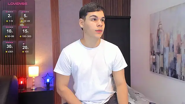 Snapshot of james_jonnes chatting on 1, 12, 2025 james jonnes online show from 1, 12, 2025