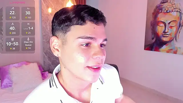 Snapshot of james_jonnes chatting on 18, 9, 2025 james jonnes online show from 18, 9, 2025