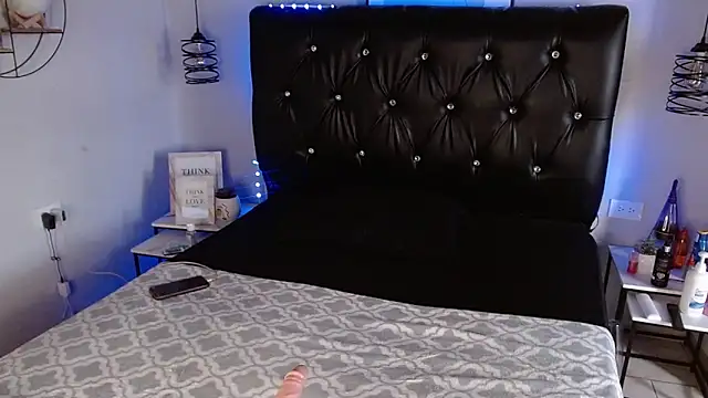 Antonella RiosFG online show from 20, 10, 2025