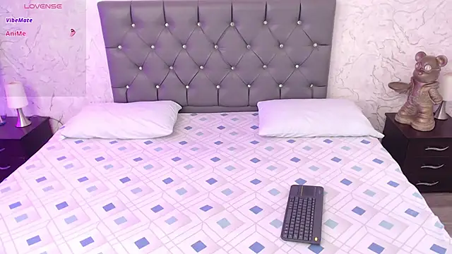 Sabriinaa Foxx online show from 12, 1, 2026